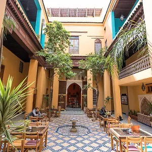 2* Casa de hóspedes Medina Social Club